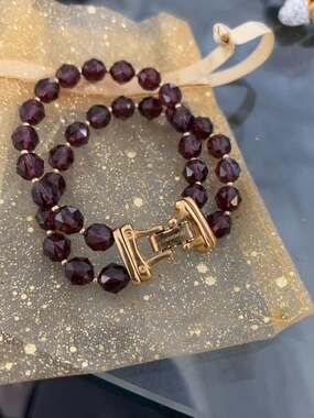 AUTHENTIC SIGNED SWAROVSKI GARNET CRYSTAL BEADS BRACELET